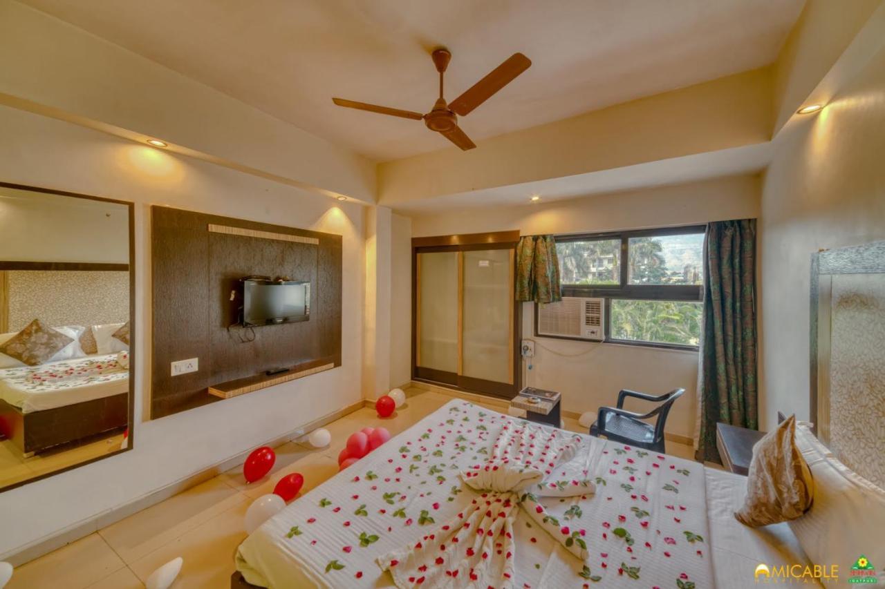 Hotel Ashwin Igatpuri, Pure Veg & Jain Food מראה חיצוני תמונה