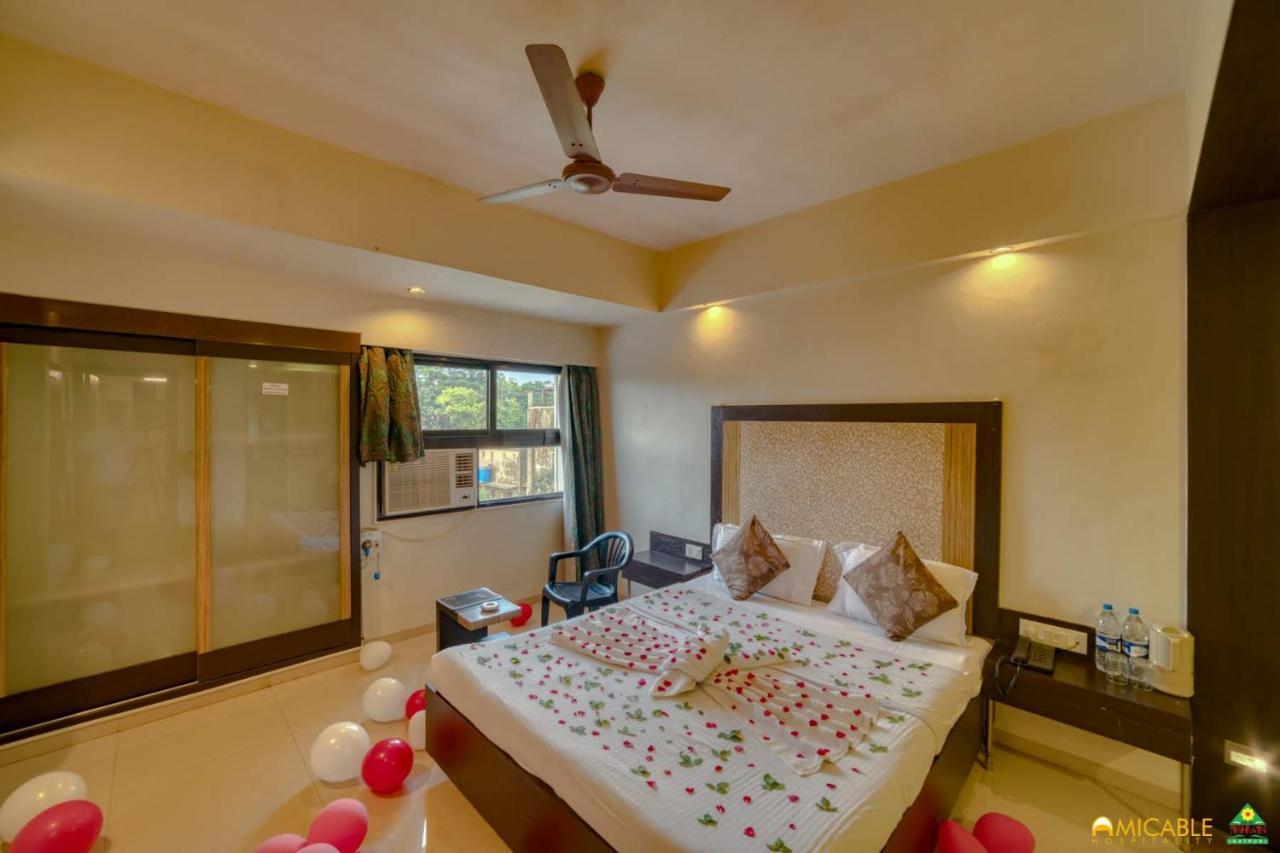 Hotel Ashwin Igatpuri, Pure Veg & Jain Food מראה חיצוני תמונה