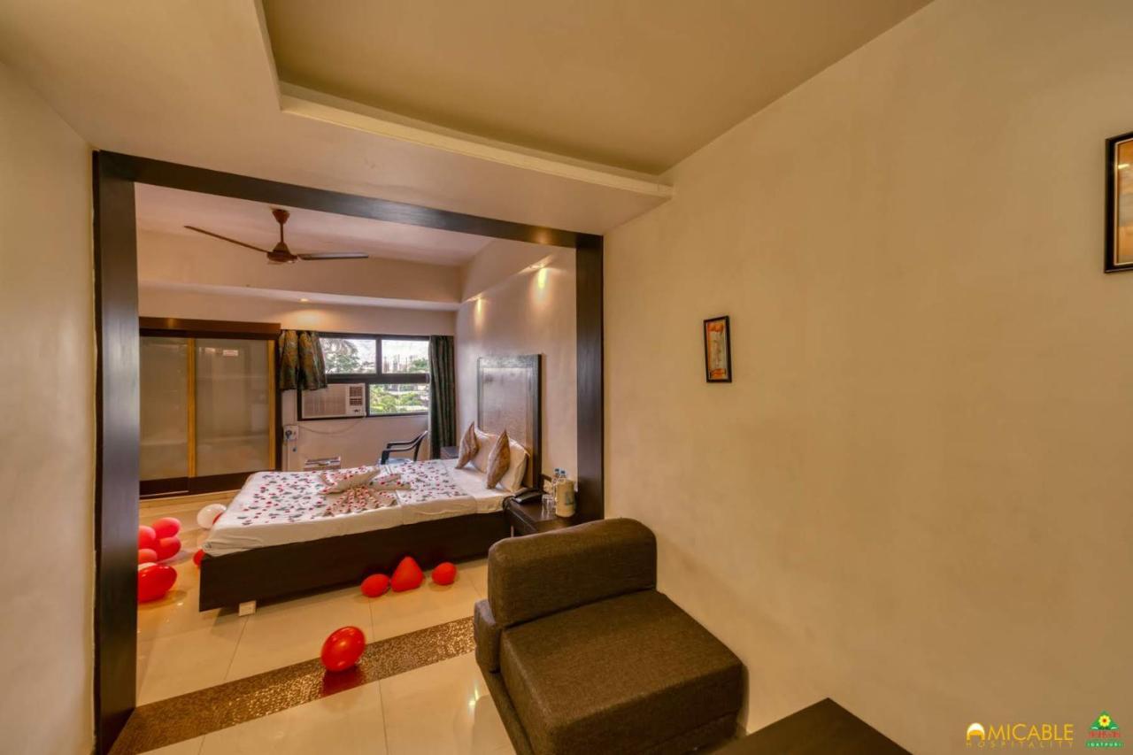 Hotel Ashwin Igatpuri, Pure Veg & Jain Food מראה חיצוני תמונה