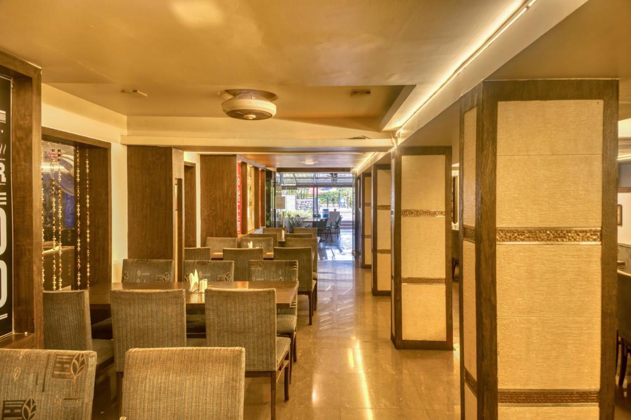 Hotel Ashwin Igatpuri, Pure Veg & Jain Food מראה חיצוני תמונה