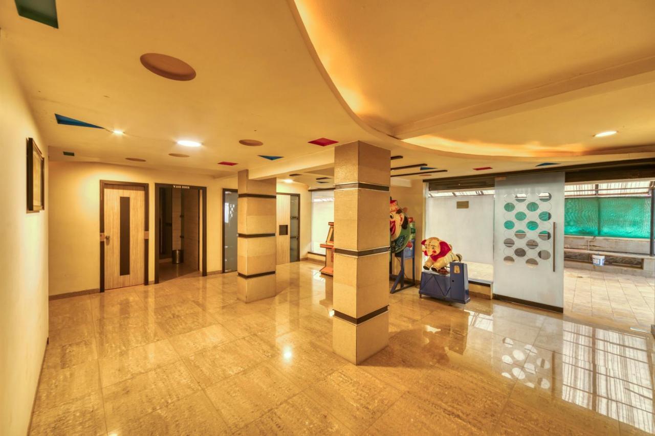 Hotel Ashwin Igatpuri, Pure Veg & Jain Food מראה חיצוני תמונה