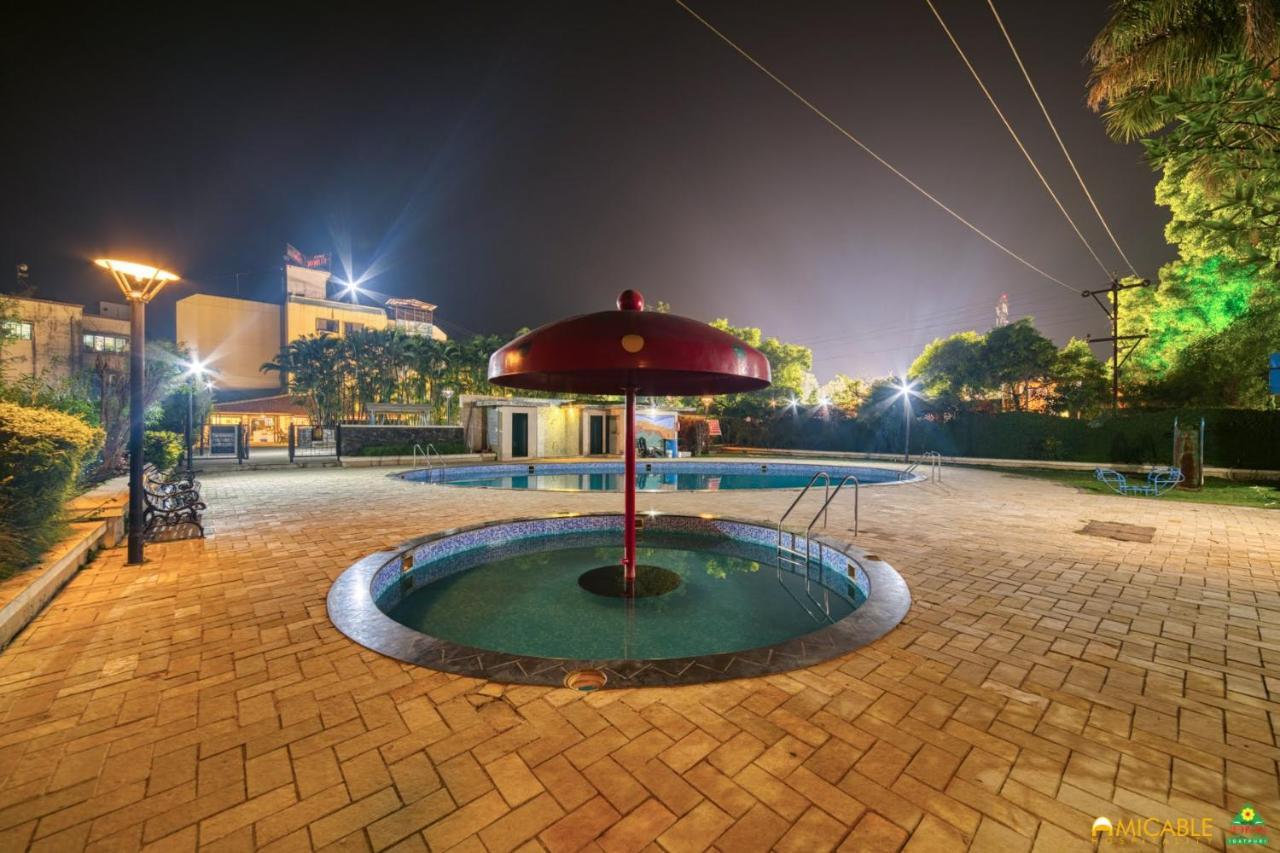 Hotel Ashwin Igatpuri, Pure Veg & Jain Food מראה חיצוני תמונה