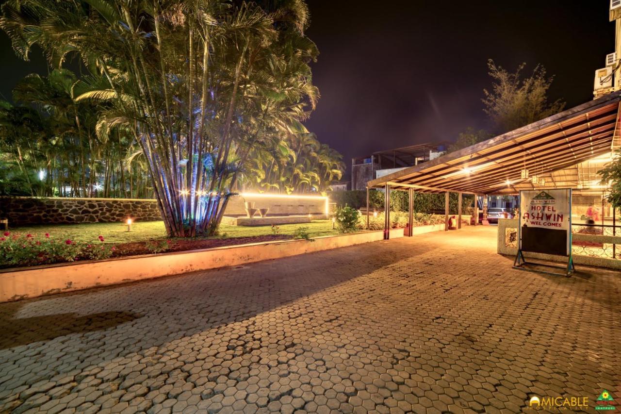 Hotel Ashwin Igatpuri, Pure Veg & Jain Food מראה חיצוני תמונה