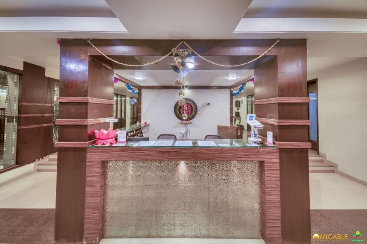 Hotel Ashwin Igatpuri, Pure Veg & Jain Food מראה חיצוני תמונה