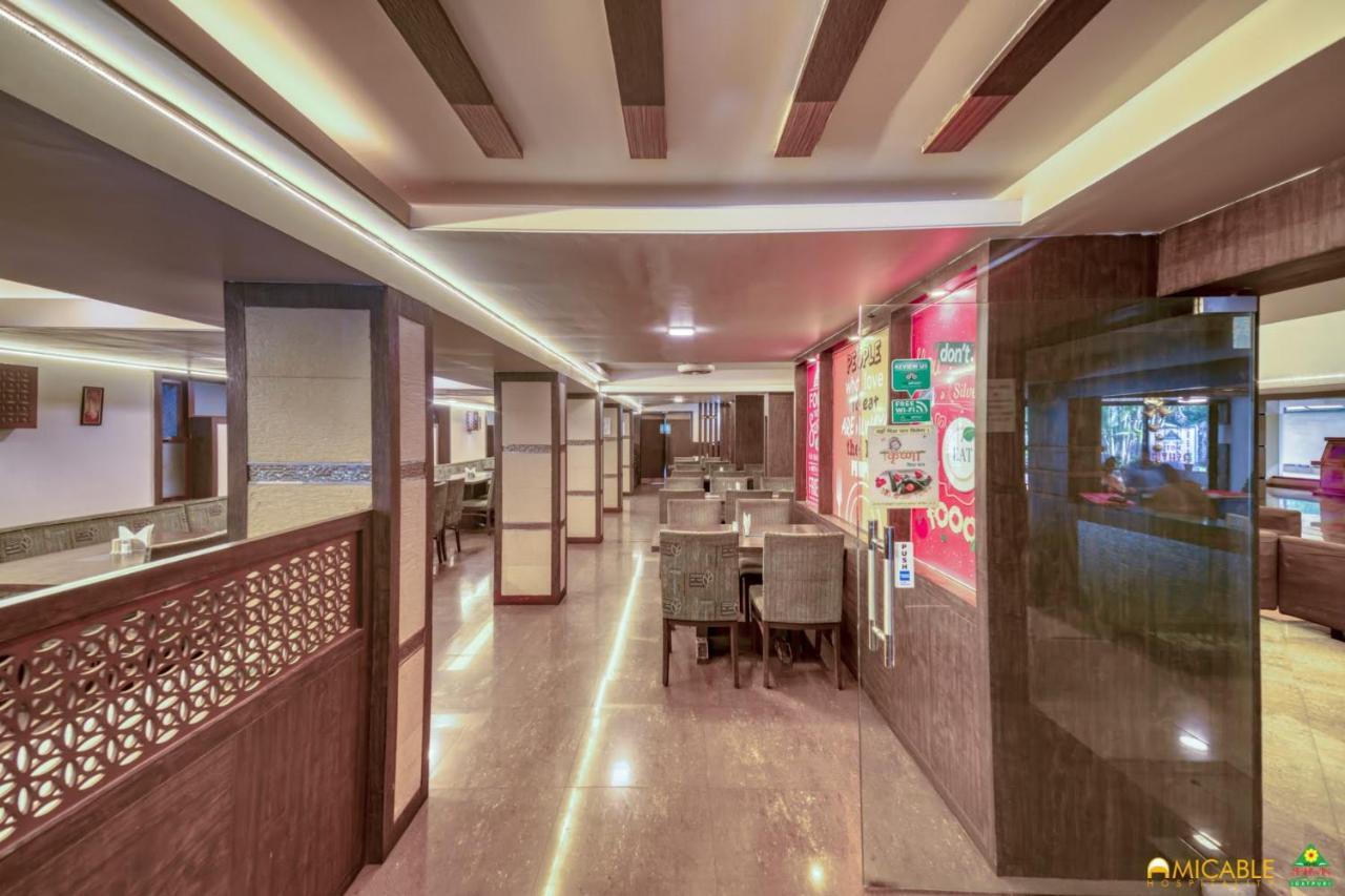 Hotel Ashwin Igatpuri, Pure Veg & Jain Food מראה חיצוני תמונה